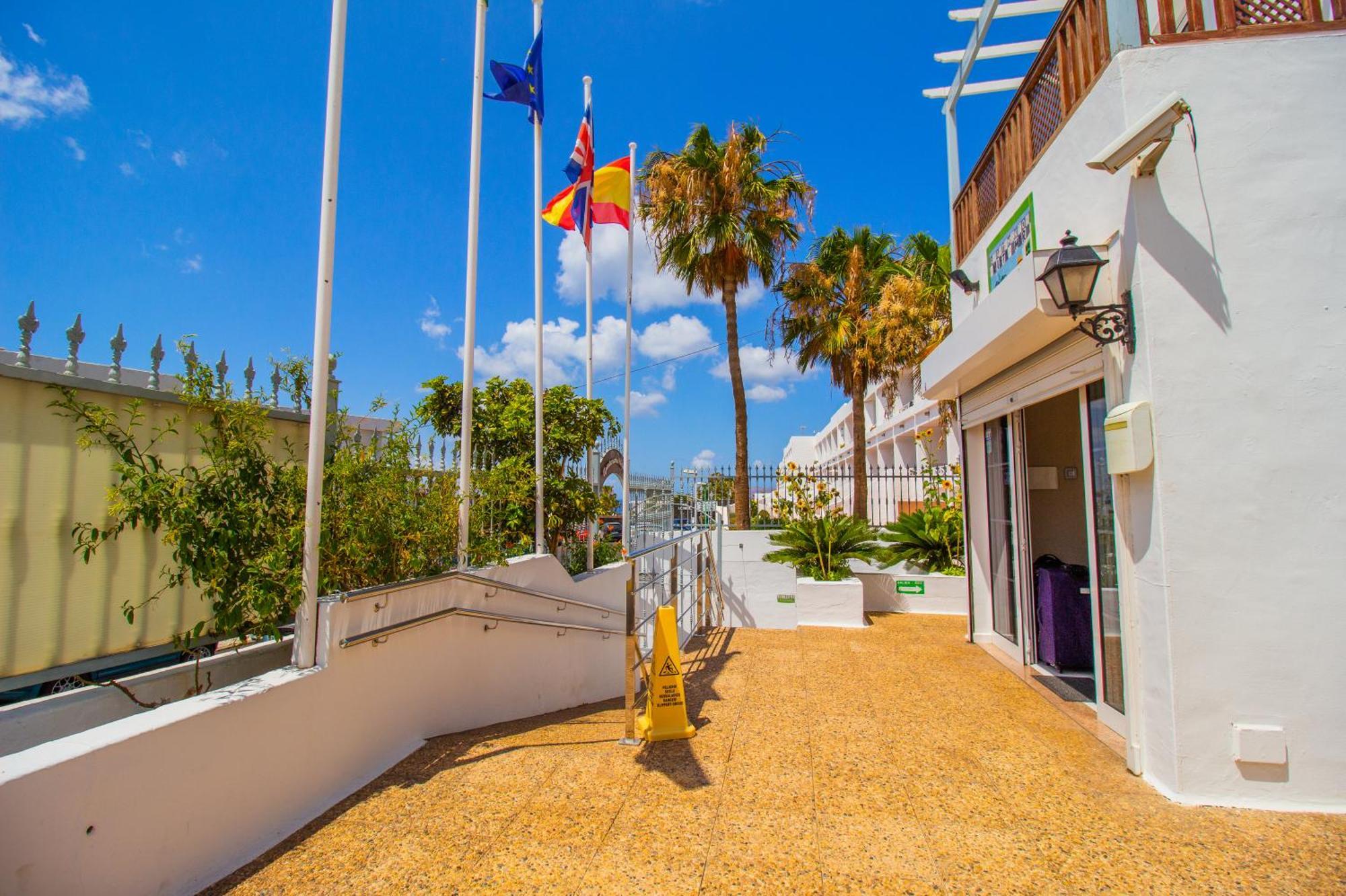 Vista Mar Apartamentos (Adults Only) بويرتو ذيل كارمين المظهر الخارجي الصورة